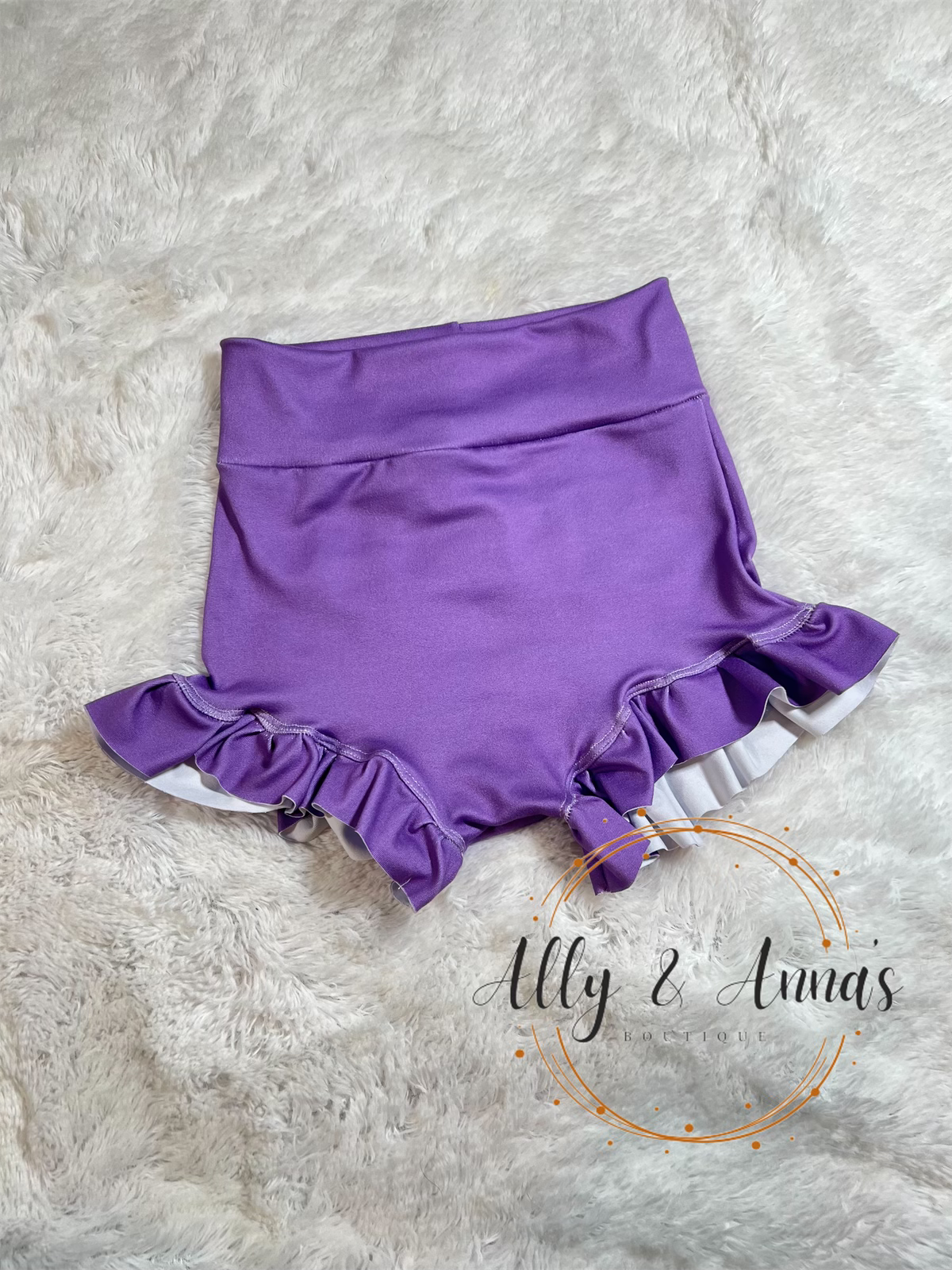 Custom ruffle bummies (0/3m to 5T)